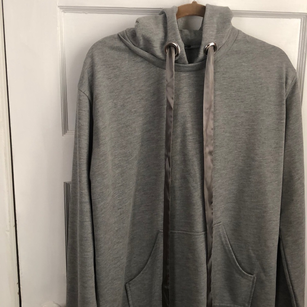 Hoodie dress with satin strings